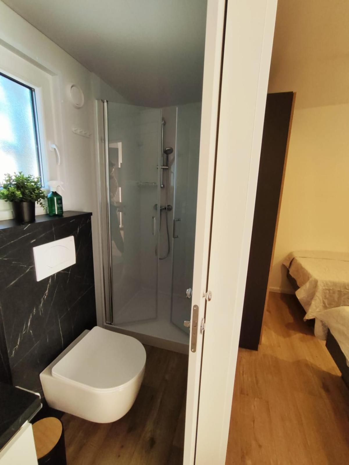 Mobile Home Kala Biograd Na Moru Exteriör bild
